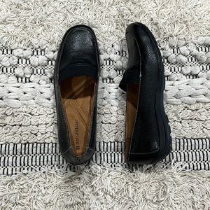 Naturalizer flats